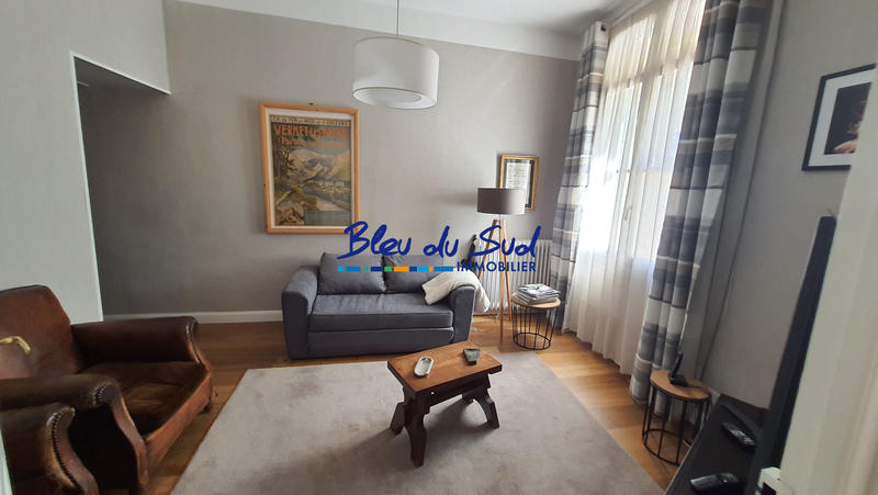 Maison - 196 m² - 10 pièces