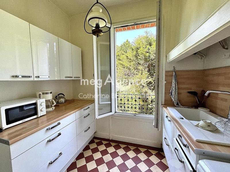 Maison - 99 m² - 7 pièces