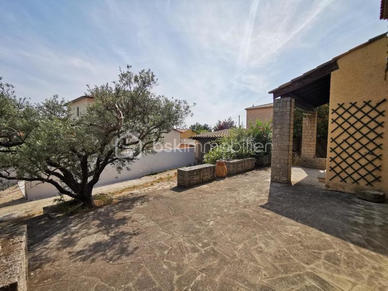 Maison traditionnelle - 138 m² - 138 pièces