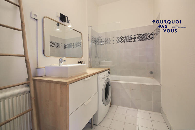 Appartement - 120 m² - 5 pièces