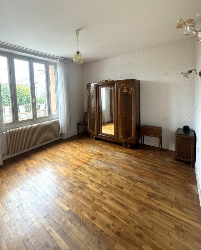 Maison - 97 m² - 4 pièces