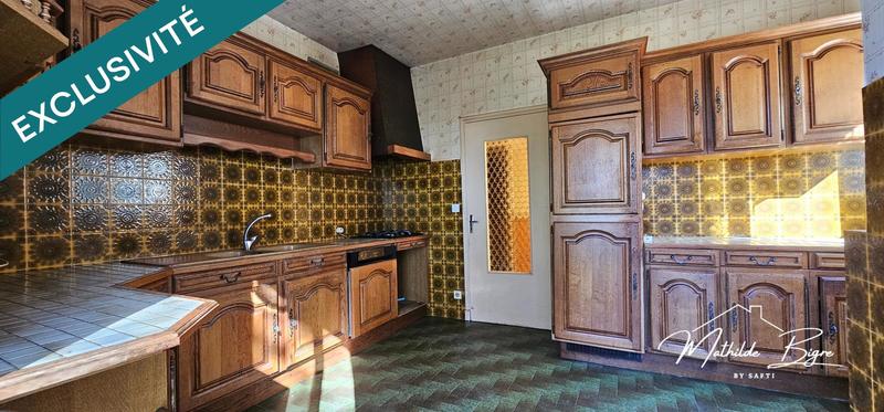 Maison - 158 m² - 8 pièces