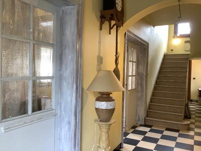 Maison - 221 m² - 7 pièces