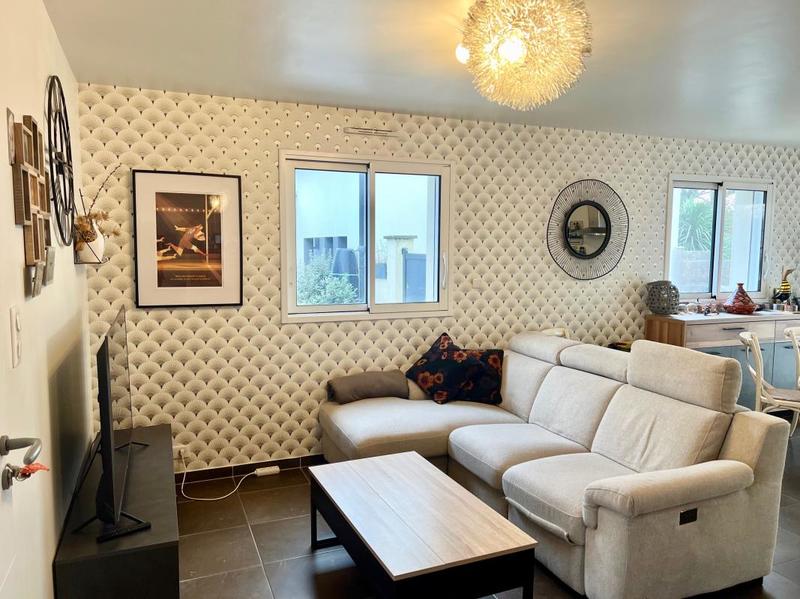 Maison - 85 m² - 5 pièces