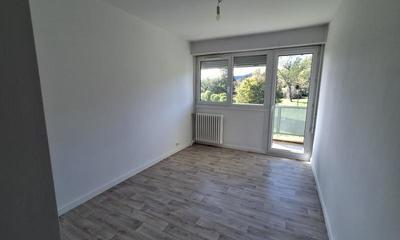Appartement - 128 m² - 7 pièces