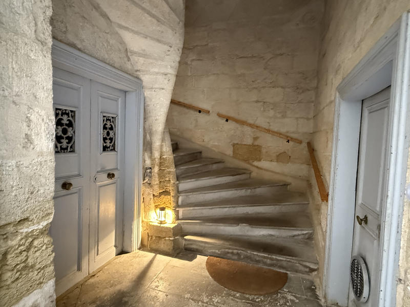 Appartement - 231 m² - 7 pièces