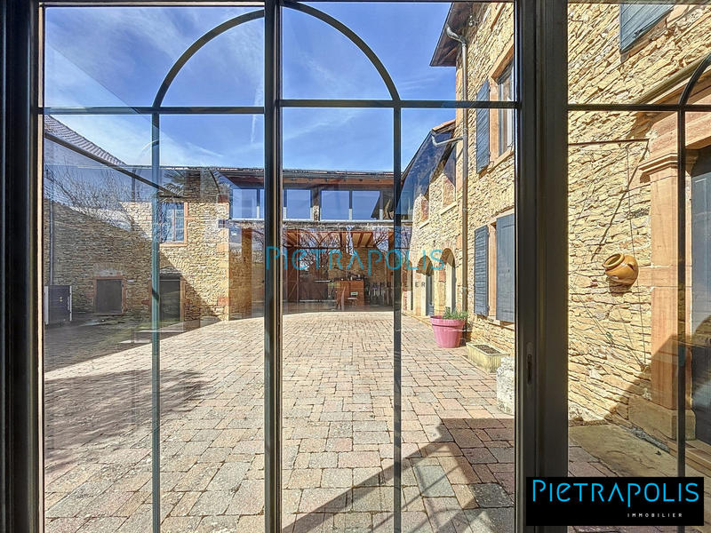 Maison ancienne - 281 m² - 9 pièces