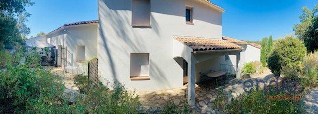 Maison - 239 m² - 10 pièces