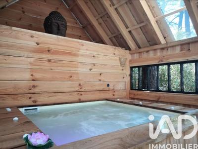 Maison de maîtres - 200 m² - 8 pièces