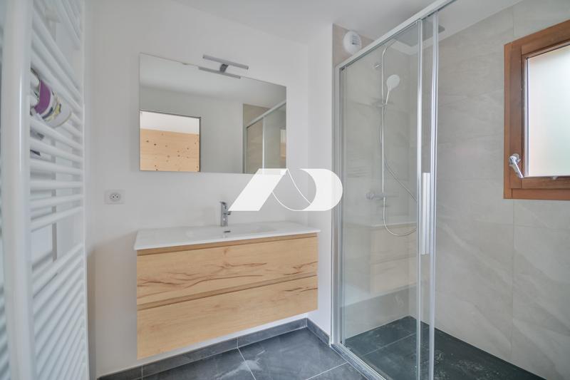 Appartement - 116 m² - 5 pièces