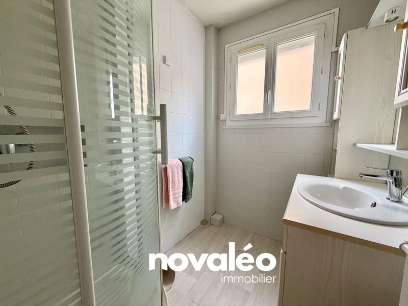 Appartement - 93 m² - 4 pièces