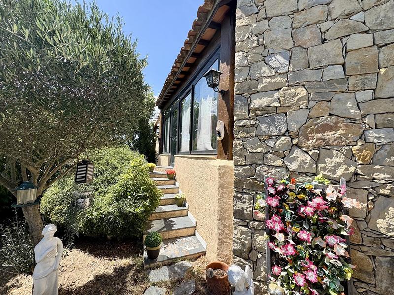 Villa - 130 m² - 5 pièces