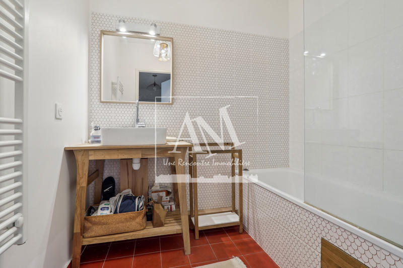 Appartement - 101 m² - 5 pièces