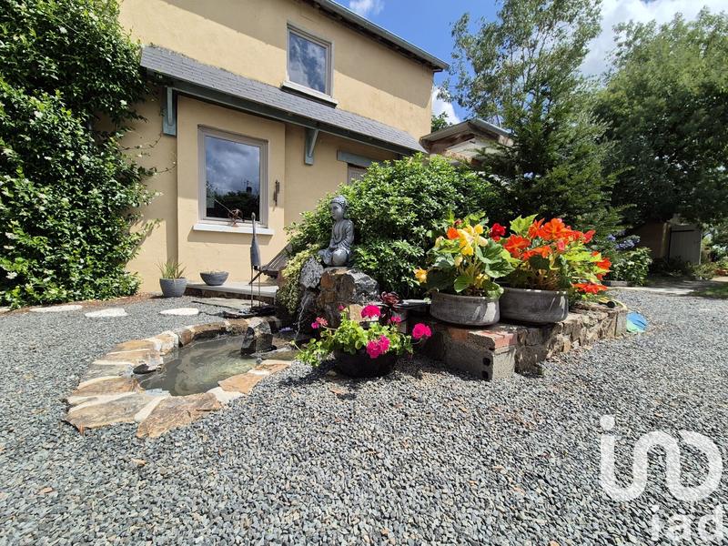 Maison - 243 m² - 8 pièces