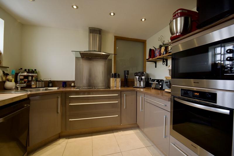 Maison - 167 m² - 5 pièces