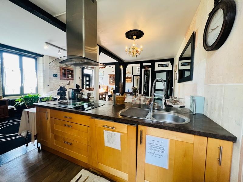 Maison bourgeoise - 260 m² - 8 pièces