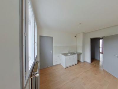 Appartement - 102 m² - 4 pièces