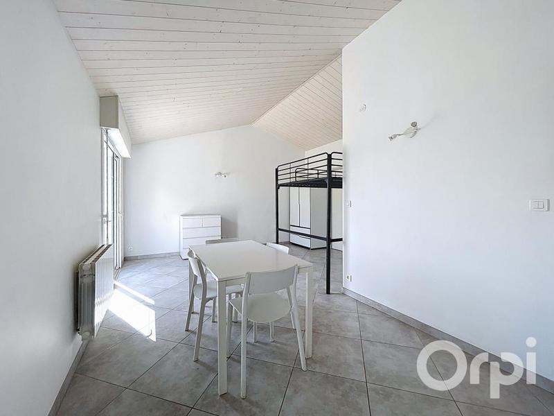 Maison - 187 m² - 5 pièces