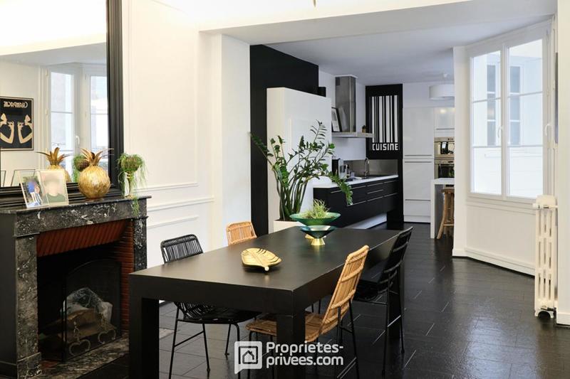 Maison - 179 m² - 8 pièces