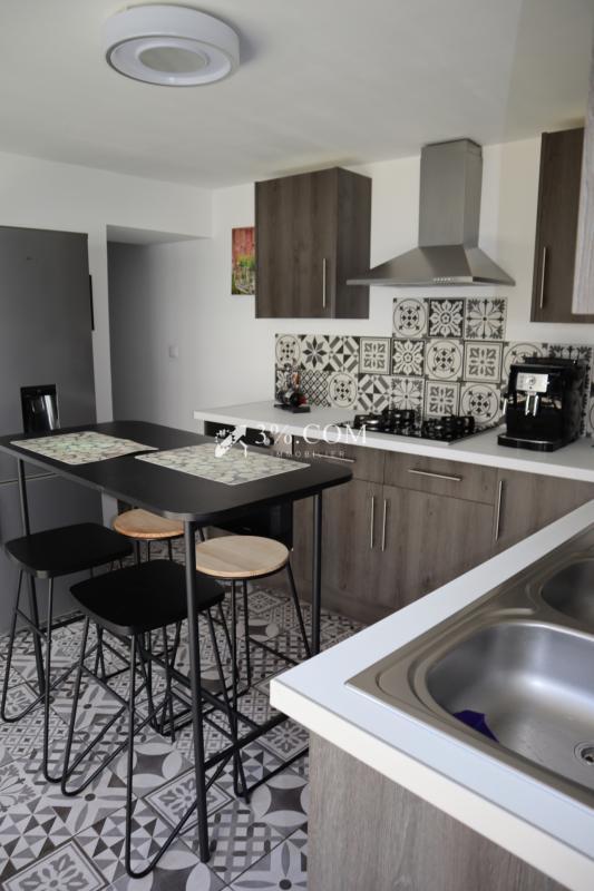 Maison - 204 m² - 8 pièces