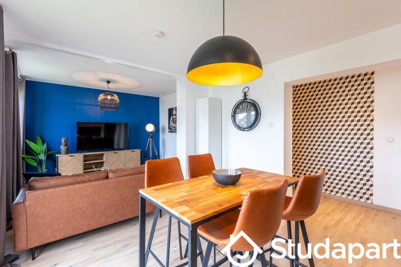 Chambre - 11 m² - 1 pièce