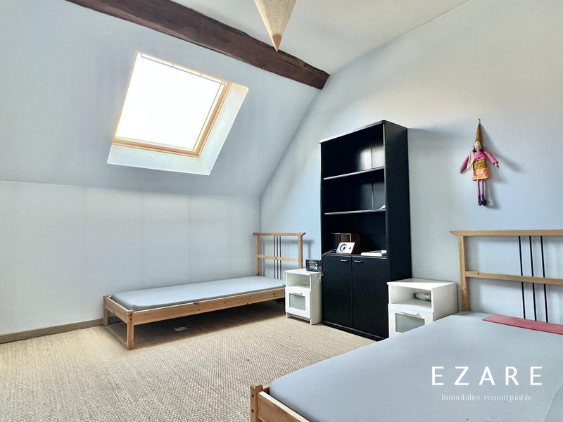 Maison - 315 m² - 12 pièces