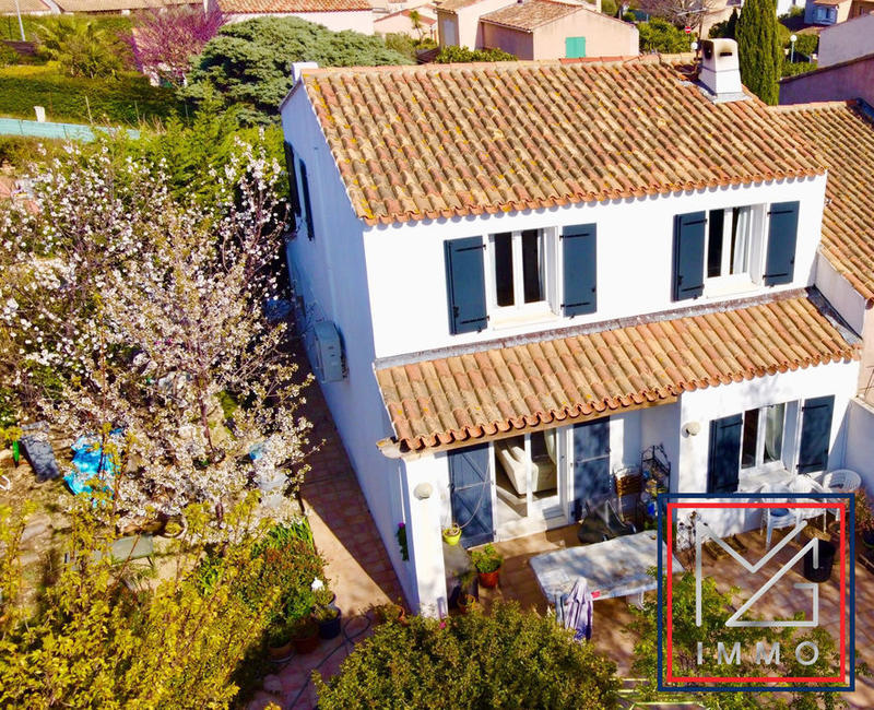 Maison - 110 m² - 4 pièces