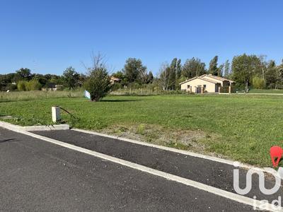 Terrain - 702 m²