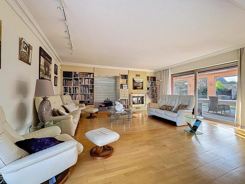 Maison - 174 m² - 7 pièces