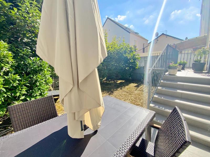 Maison - 115 m² - 6 pièces