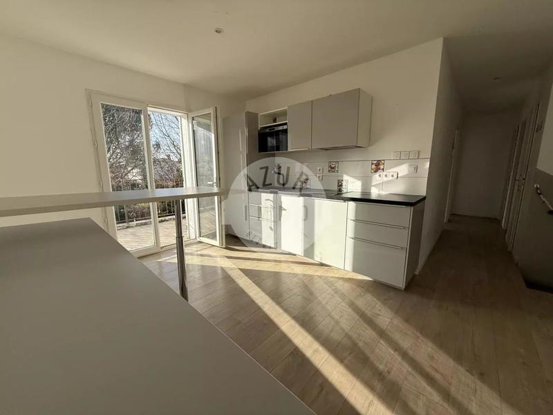 Maison - 197 m² - 7 pièces