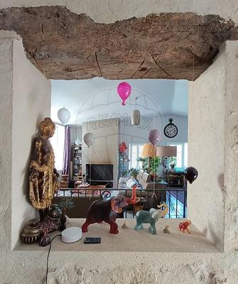 Maison - 240 m² - 7 pièces