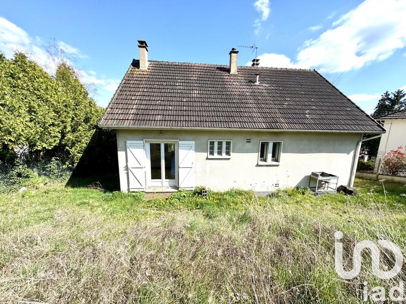 Maison - 140 m² - 8 pièces