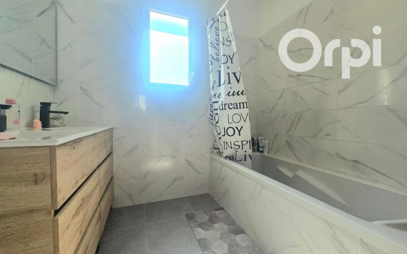 Maison - 80 m² - 3 pièces