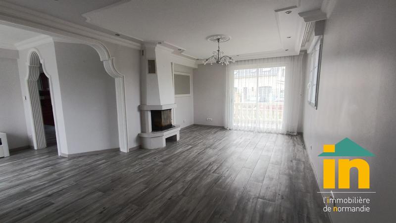 Maison de ville - 122 m² - 4 pièces