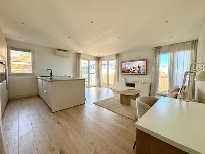 Appartement - 77 m² - 4 pièces