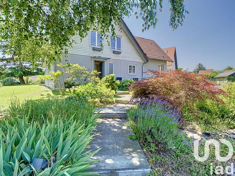 Maison - 179 m² - 7 pièces