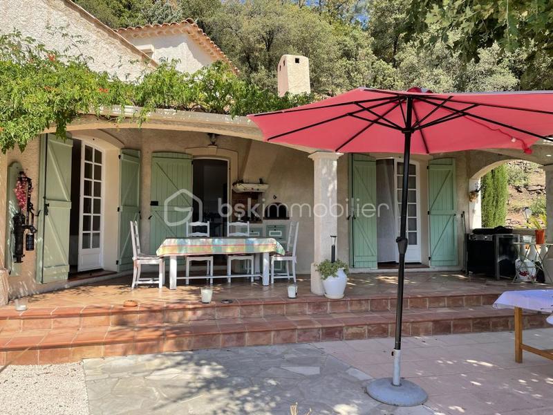 Villa - 80 m² - 4 pièces