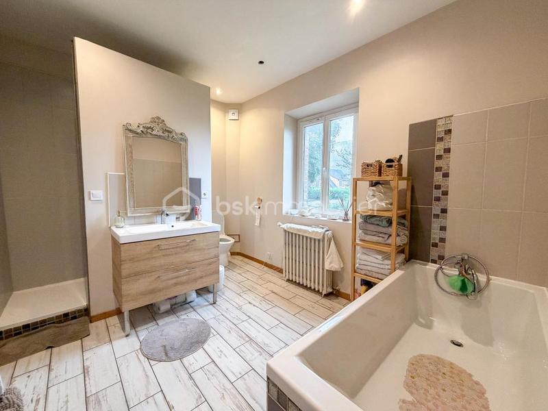 Maison de maîtres - 166 m² - 6 pièces