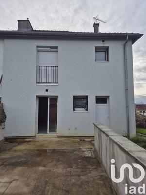 Maison - 70 m² - 5 pièces