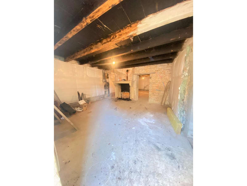 Maison - 260 m² - 6 pièces