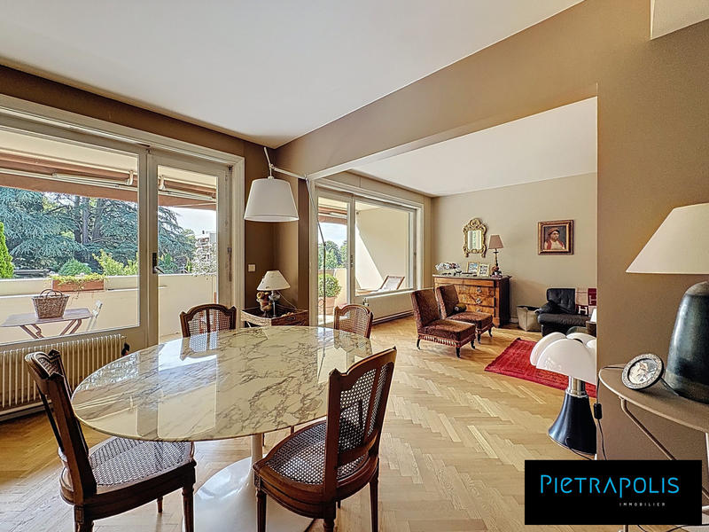 Appartement - 104 m² - 3 pièces