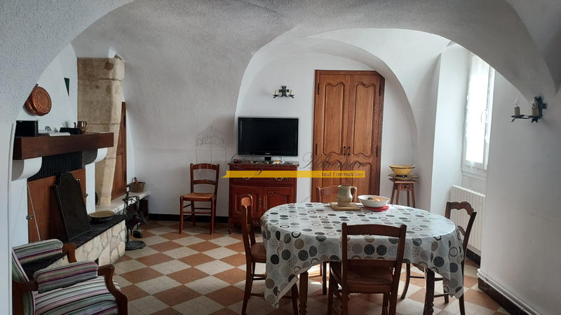 Maison - 293 m² - 13 pièces