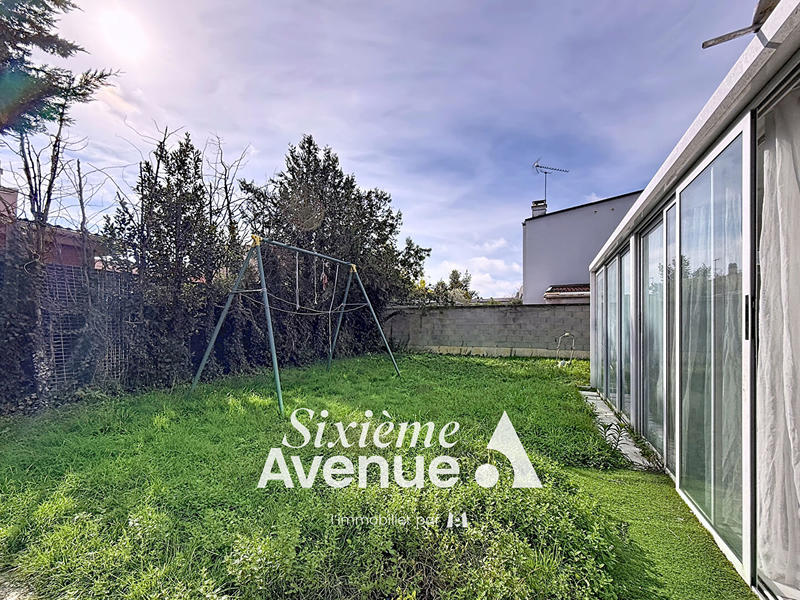 Maison - 88 m² - 5 pièces