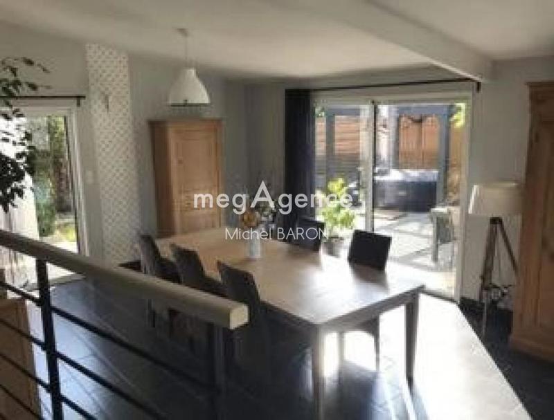 Maison - 173 m² - 6 pièces