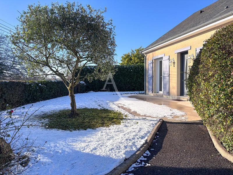 Maison - 159 m² - 8 pièces