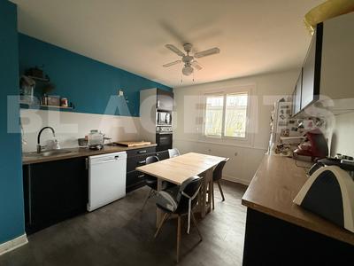 Maison jumelée - 115 m² - 5 pièces