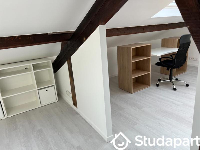 Chambre - 15 m² - 1 pièce