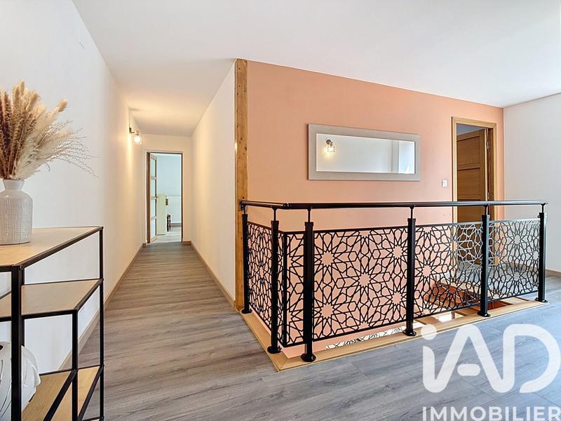 Maison - 226 m² - 6 pièces