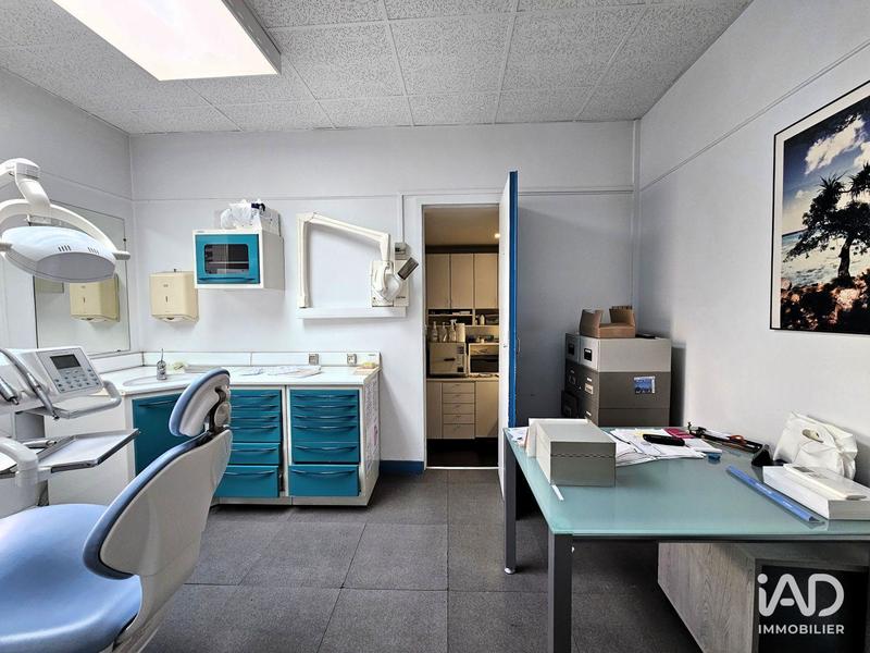 Local commercial - 61 m²